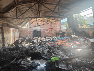 अगरबत्ती उद्योगमा भएको आगलागीबाट करौडौंको क्षति