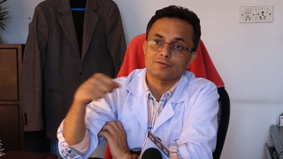 ‘गोलीका छर्राहरूले स्वास्थ्यकर्मीहरु घाइते हुँदा पनि सेवा रोकिएन’