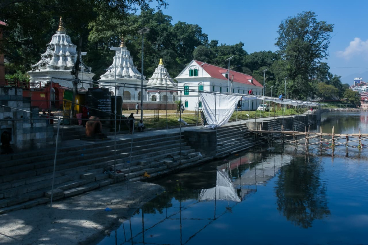 छठका लागि सजाइँदै घाटहरु