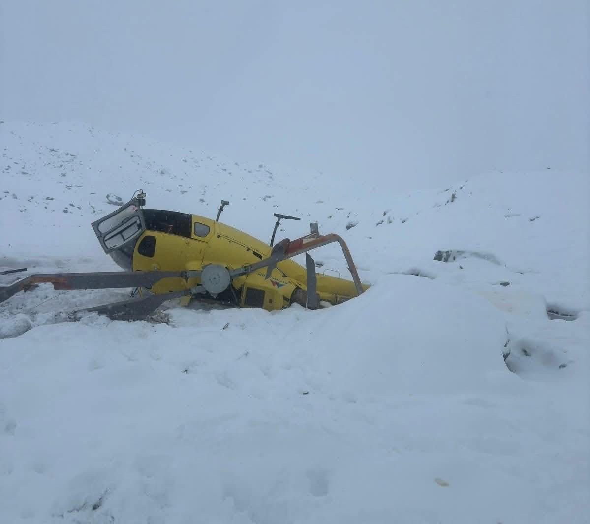 सोलुखुम्बुको लोबुचेमा हेलिकप्टर दुर्घटना
