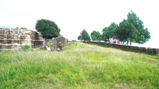 मेटिँदै सेन वंशको इतिहास : झाडीमा परिणत भयो मकवानपुरगढी