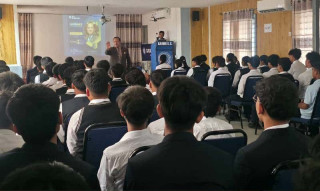 क्यानन माविमा सोल्टी होटलका क्लस्टर डाइरेक्टर श्रेष्ठद्वारा प्रशिक्षण