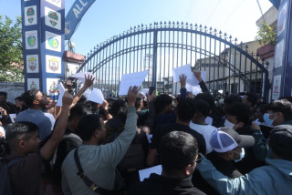 एन्फामा पारदर्शीता र जवाफदेहितको माग गर्दै प्रदर्शन