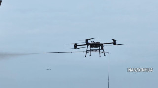 चीनमा ड्रोनबाट विमानस्थलको सफाई अभियान शुरु