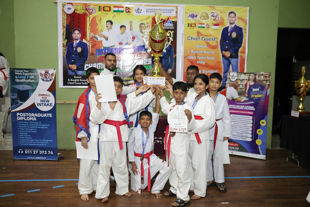 अन्तर्राष्ट्रिय कराते प्रतियोगितामा नेपालले जित्यो ४ स्वर्णसहित ८ पदक