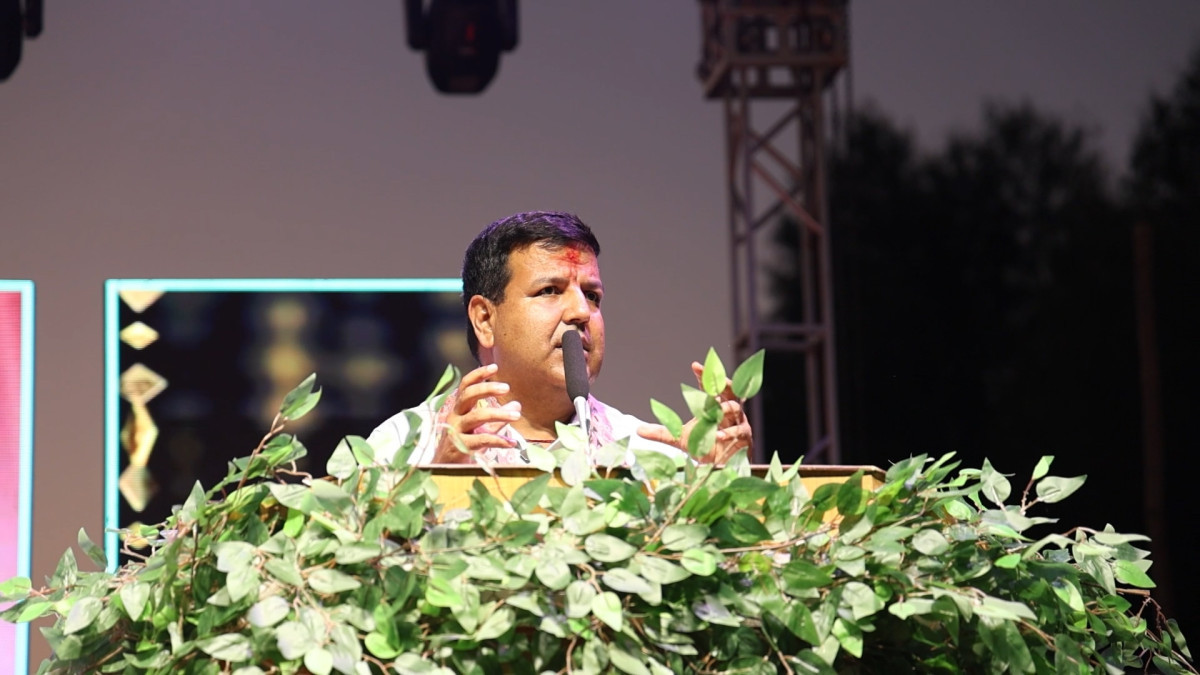 मेडिकल क्षेत्र जसरी नै अरु क्षेत्रले पनि फड्को मार्नुपर्छ : सुनिल शर्मा