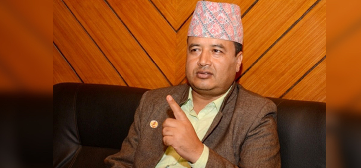 शंकर र महेश बस्नेतलाई रोक्न सिमरा एयरपोर्टमा जेनजीको प्रदर्शन