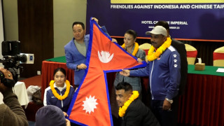 साम्बा नहुनु मेसी र रोनाल्डोबिनाको टोली जस्तै हो नेपाल : प्रशिक्षक न्यौपाने