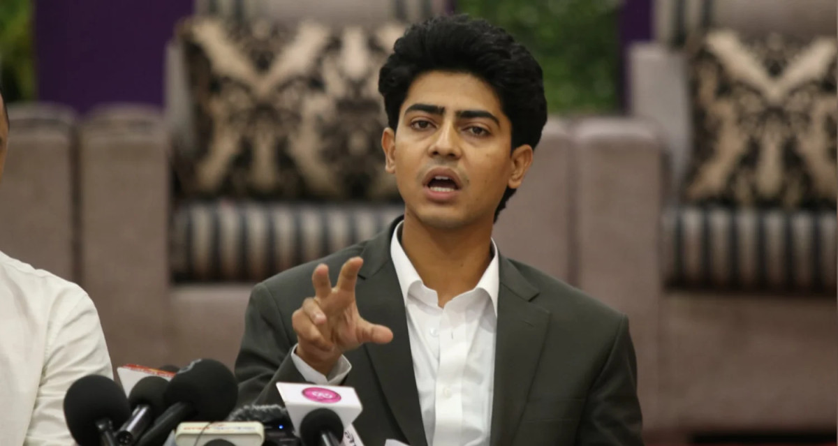 जेनजी अभियान्ता मिराज ढुंगाना नेतृत्वको समूहलाई सिंहदरबार प्रवेशमा रोक