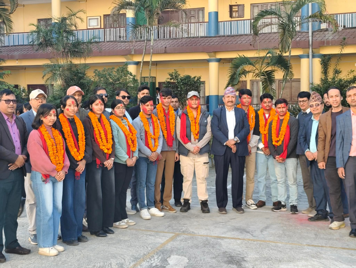 मणिमुकुन्दका १३ जनालाई उच्च शिक्षामा पूर्ण छात्रवृत्ति