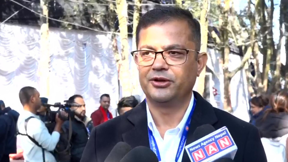 राष्ट्रियताको रक्षा गर्न ओलीको विकल्प छैन : पदम गिरी