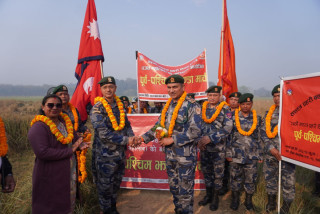 सशस्त्र प्रहरीको ‘पूर्व–पश्चिम झण्डा मार्च कार्यक्रम’ रुपन्देहीमा