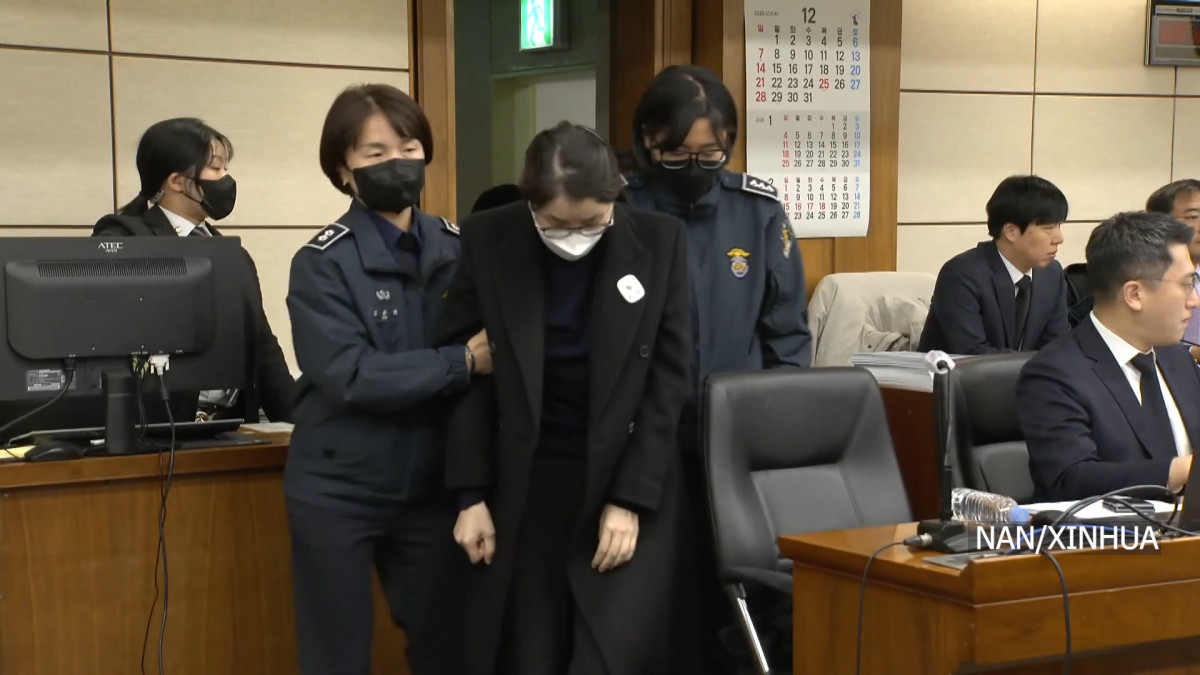 किम कन–हीलाई भ्रष्टाचारको आरोपमा २० महिनाको जेल सजाय