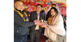 प्रहरी महानिरीक्षक कार्कीद्वारा विद्यालयमा अध्यक्षकोष स्थापना