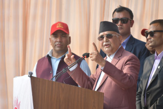 बालेनलक्षित ओलीको कटाक्ष : बच्चाबच्चीलाई सोध्यो भनेपनि प्रधानमन्त्री बनिदिन्छु भन्नसक्छ