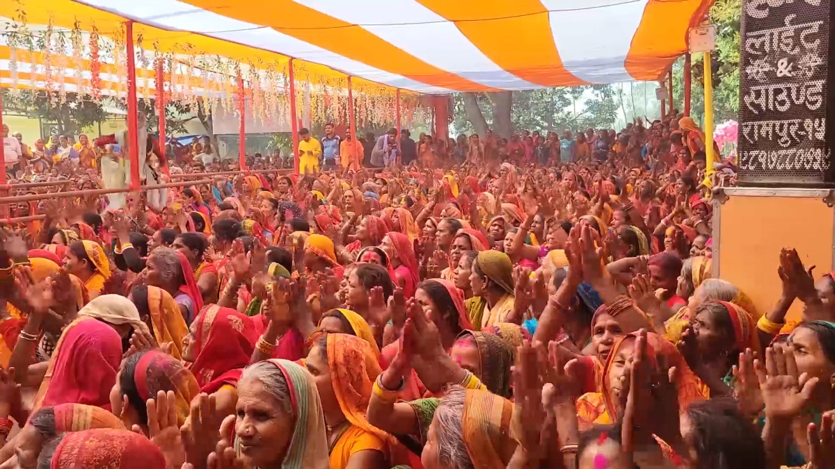 कञ्चनवनमा मिथिला मध्यमा परिक्रमाको डोला आइपुग्यो, होली उत्सव शुरु