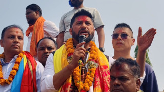 देश–मधेस विभाजित गर्ने राजनीतिको अन्त्य गर्छौं : लामिछाने