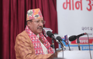 नगद चलखेल गर्नेहरुको उम्मेदवारी खारेज हुन्छ : आयुक्त भण्डारी