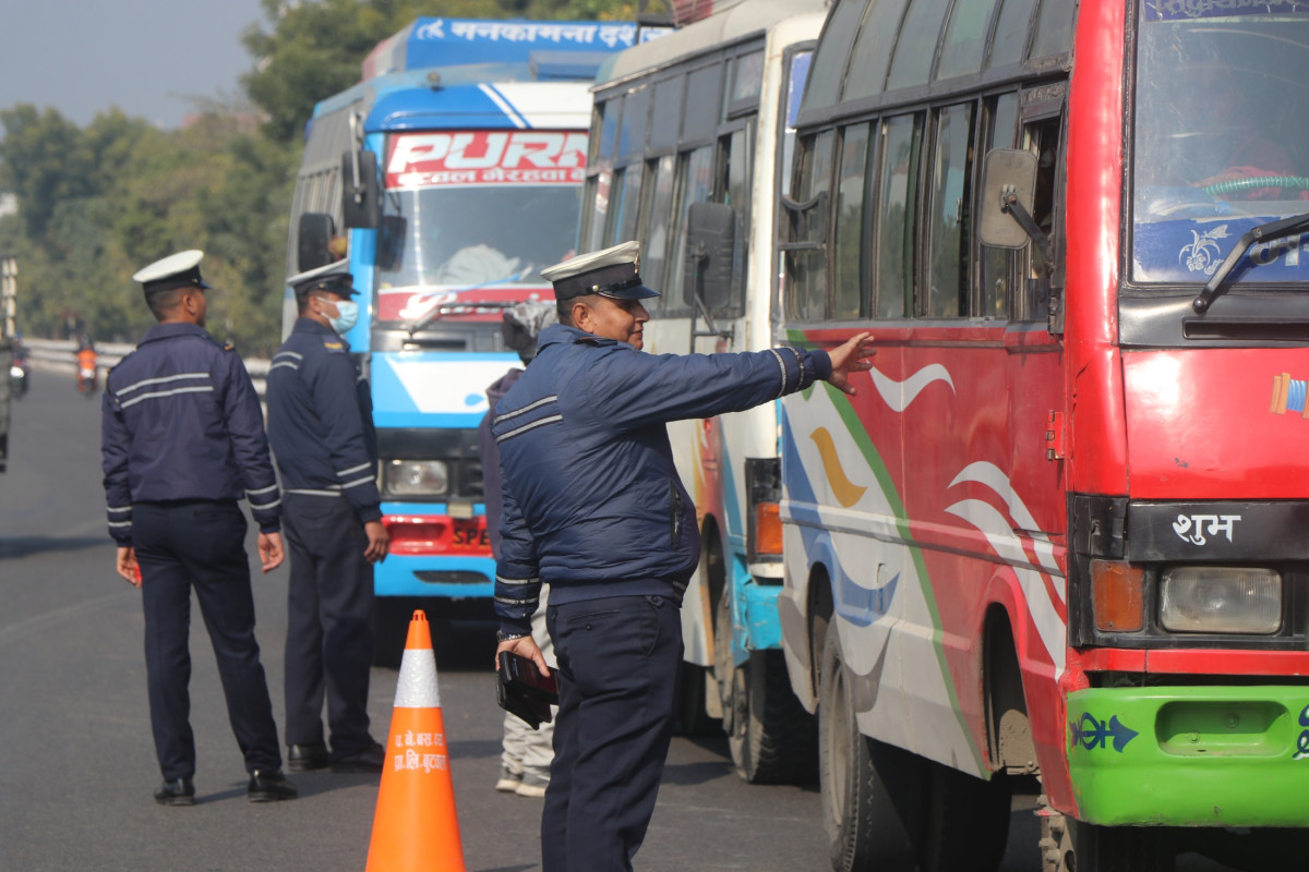 Traffic checking.JPG