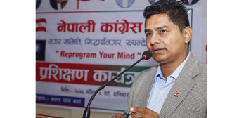 काँग्रेस सिद्धार्थनगरको सभापतिमा उम्मेदवारी दिने संजीव शर्मा रेग्मीको घोषणा