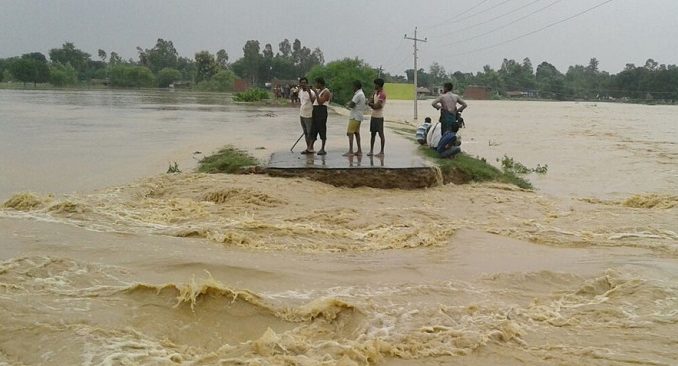 बाढी पहिरोको प्रभाव जताततै ;बर्दियामा  दाउरा लिन गएका ३ जनालाई  बाढीले बगायो ...