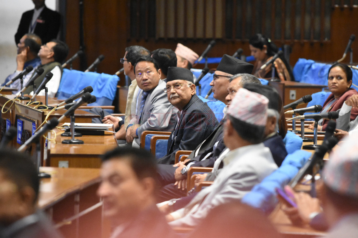 kpsharma-oli-samsad.jpg