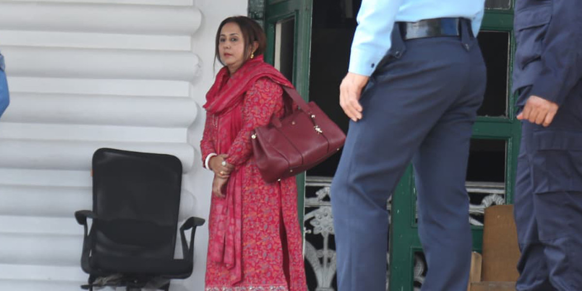 रवि लामिछानेको बयान चल्दै,सिंहदरबार भेट्न पुगिन निकिता पौडेल