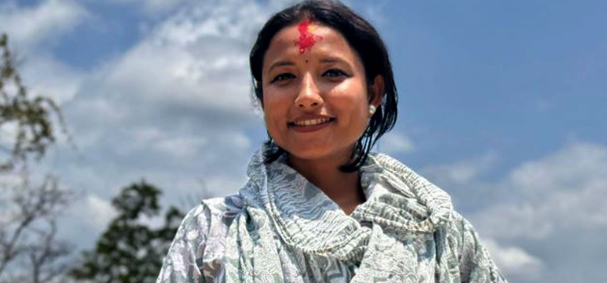 तानाशाहको चुट्किलामा ताली पिटेर हर्षबढाइँ भइरहेको छ : रक्षा बम