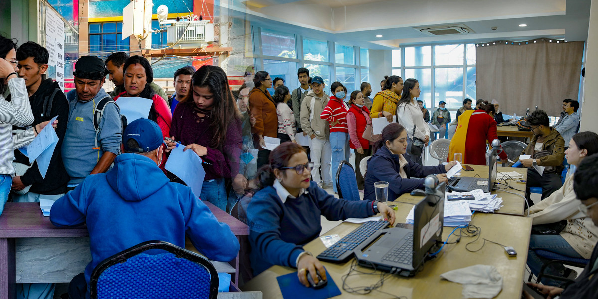मतदाता दर्तामा उत्साह, युवा पनि पहिलो पटक मतदानका लागि तयार