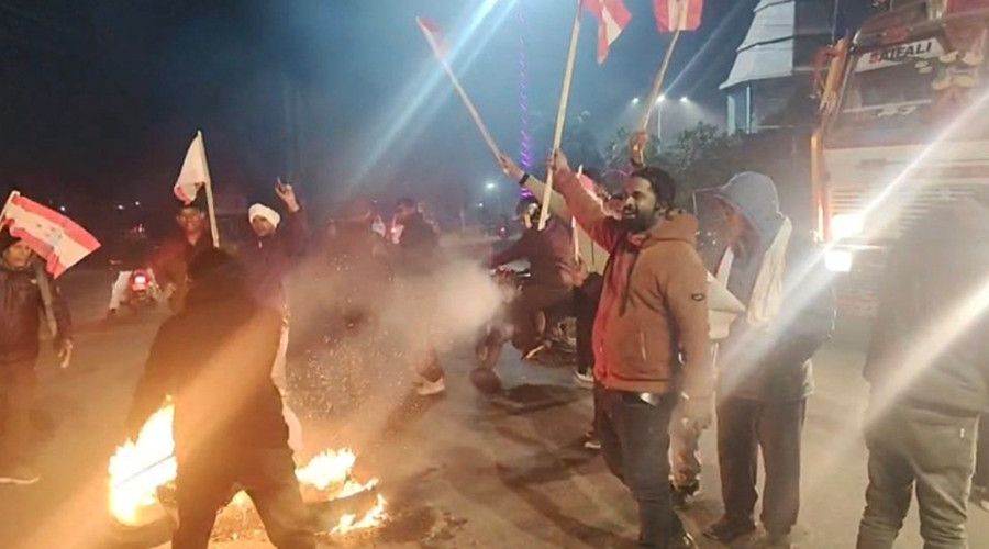 महामन्त्री थापाको जनकपुरमा जलाइयो पुत्ला