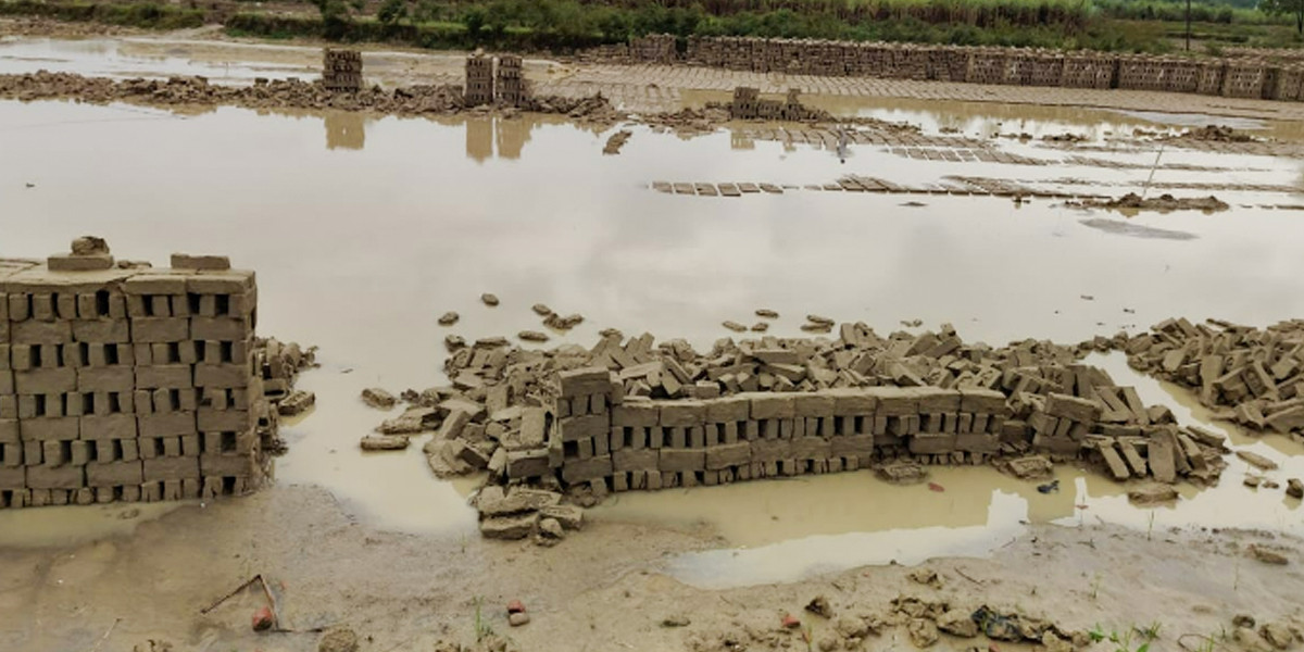 दुई दिनको वर्षाले रौतहटका इट्टा उद्योगमा ४ करोडको क्षति