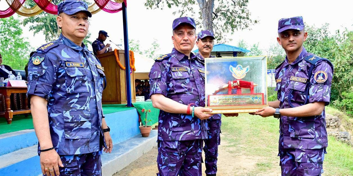 आईजीपी दान कार्कीको प्रमुख आतिथ्यतामा कमाण्डो तालिमको दीक्षान्त