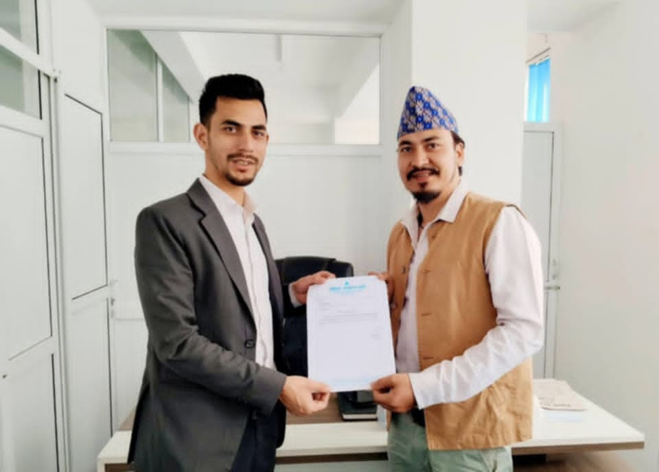 राप्रपा निकट विद्यार्थी नेता उमेश सिंह बिष्ट रास्वपा प्रवेश