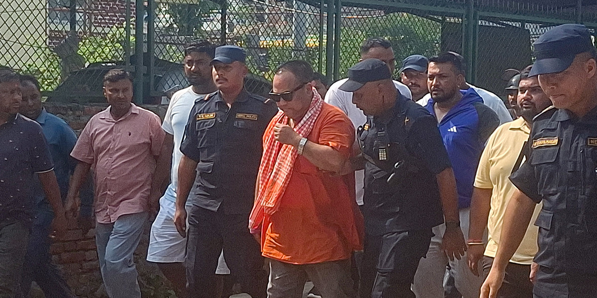 नागरिकता प्रकरणमा पक्राउ परेका वीरगन्ज मेयर राजेशमान सिंह ४ लाख १५ हजार धरौटीमा रिहा गर्न आदेश