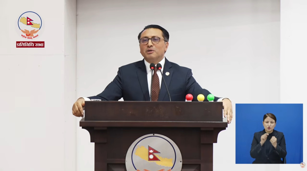 ‘मध्यम वर्गलाई प्राथमिकता दिनु अर्थतन्त्र चलायमान बनाउने प्रयास हो’ : अर्थमन्त्री वाग्ले
