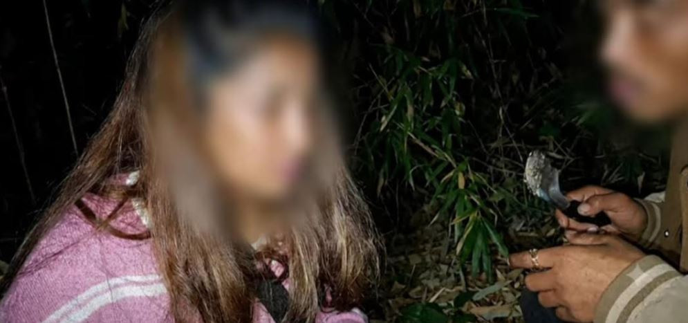 चक्कु देखाउँदै युवती कुटपिट गर्ने पक्राउ