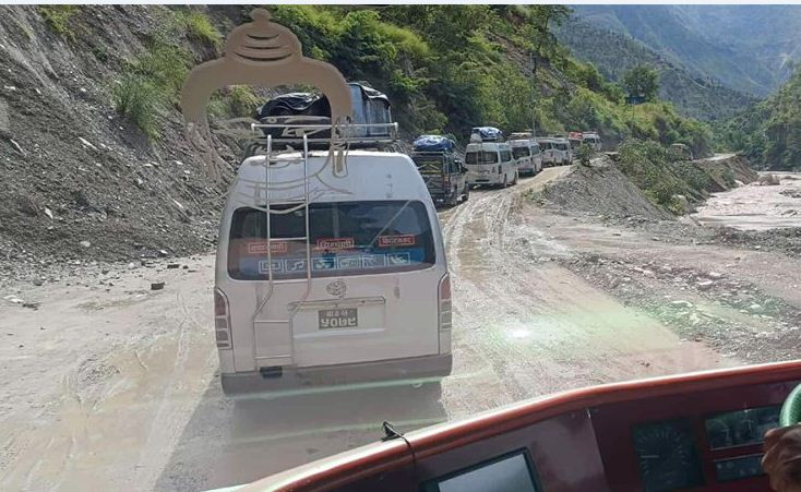 बीपी राजमार्गमा रातिमा गाडी चलाउन रोक