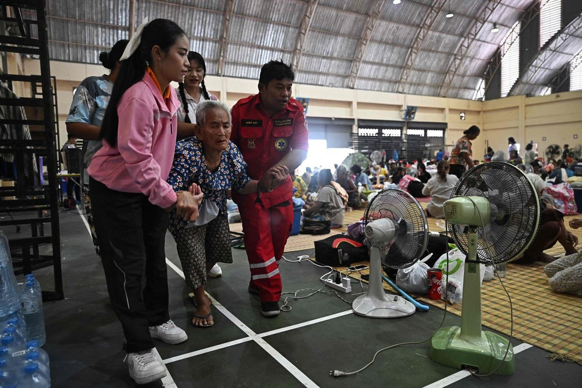 एक लाख ३८ हजार मानिस लडाइँबाट भागेपछि कम्बोडियासँग युद्ध हुनसक्ने थाइल्यान्डको चेतावनी