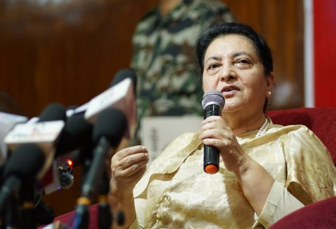 एमाले  पूर्व उपाध्यक्षको हैसियतमा पूर्वराष्ट्रपति विद्यादेवी भण्डारीद्वारा पत्रकार सम्मेलन, सदस्यता कायमै रहेको दाबी( पूर्णपाठ सहित)