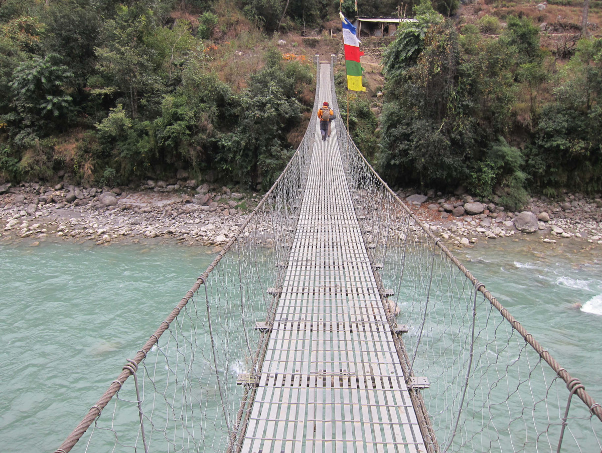 Suspension bridge over Ninda river