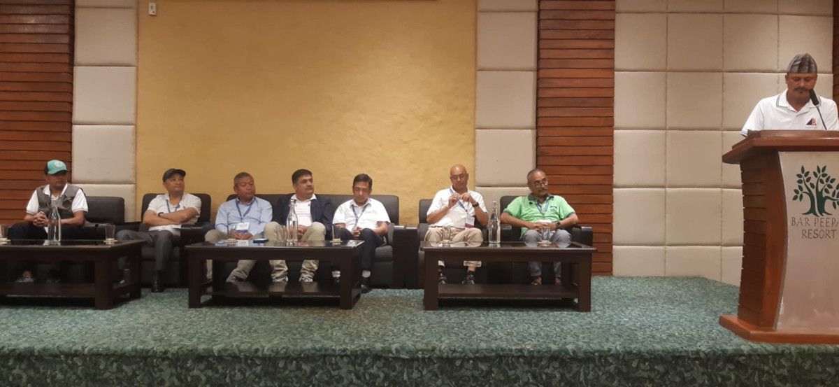 पर्वतीय पर्यटनका पथप्रदर्शकलाई तालिम