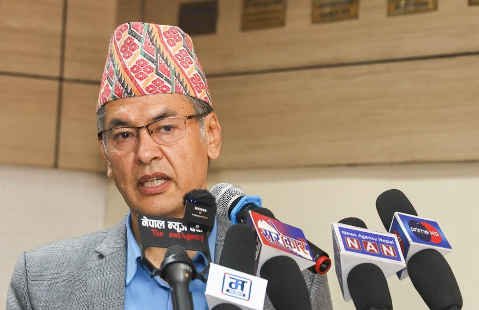 अहिले ठुला जलविद्युत्मा लगानी गर्ने विषयमा पुनर्विचार गर्नुपर्ने आवश्यकता