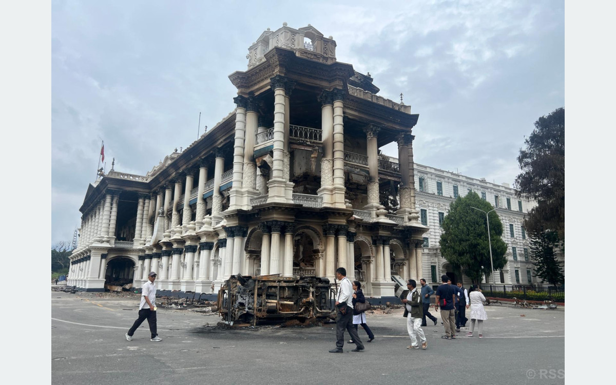 इतिहास बोकेर फेरि उभिनेछ सिंहदरबार