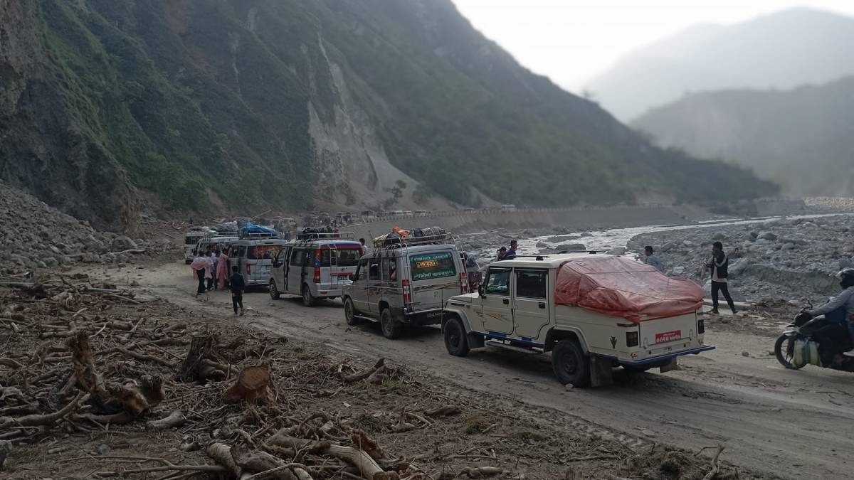असोज १ गतेदेखि बिपी राजमार्ग २४सै घण्टा सञ्चालन हुने