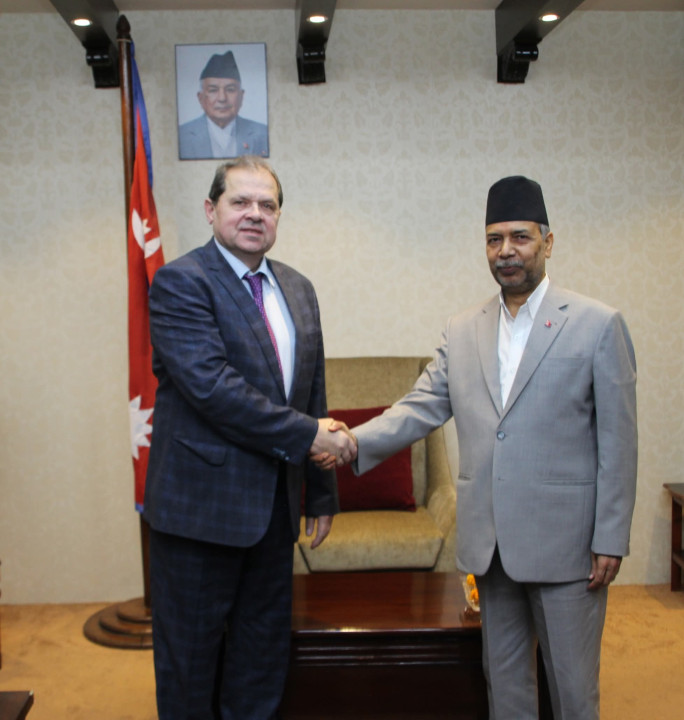 उपराष्ट्रपति यादवसँग रुसी राजदूत नोभिकोभको शिष्टाचार बिदाइ भेट