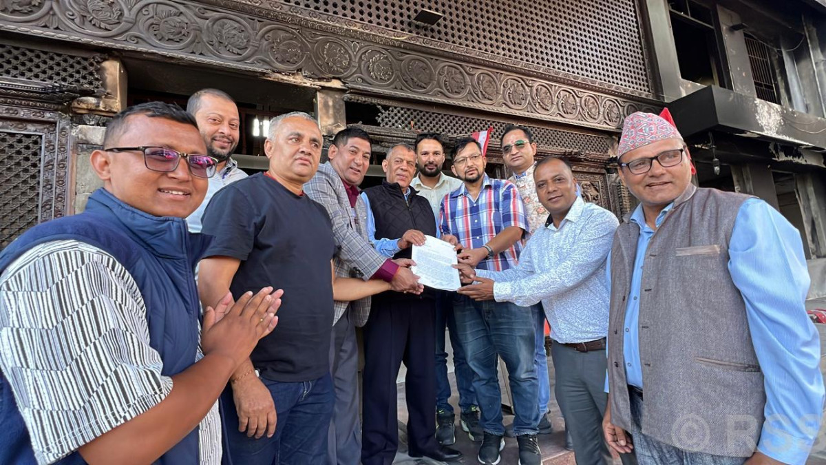 मङ्सिरभित्रै पार्टीको १५ औँ महाधिवेशन गर्न कांग्रेस नेताहरूको माग