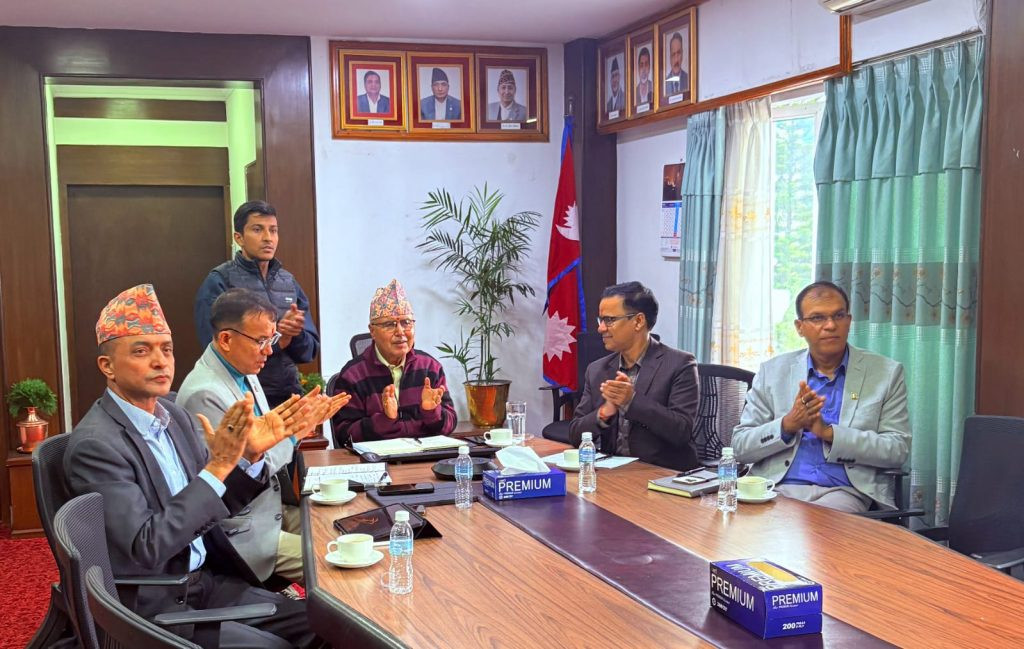 अनलाइन भन्सार ‘डेटाबेस’ प्रणालीको प्रयोग वीरगञ्ज भन्सारमा