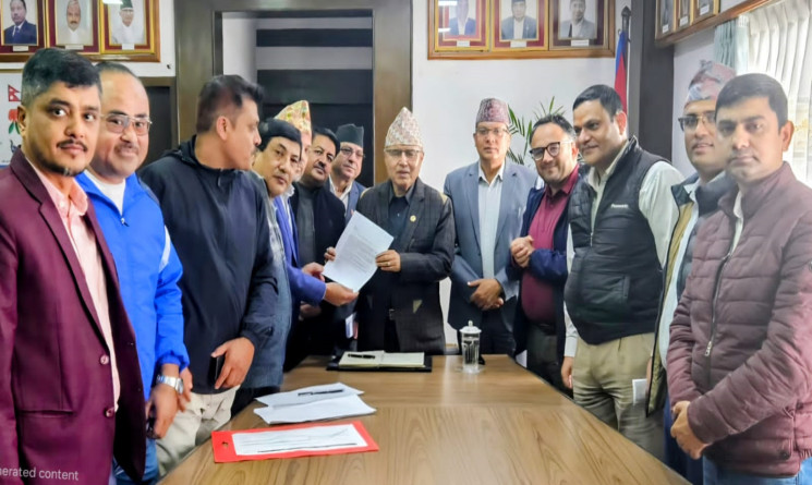 अर्थमन्त्री खनालसँग लगानीकर्ता संघहरूको भेट :  पुँजी बजार सुधारका माग अघि सारिए