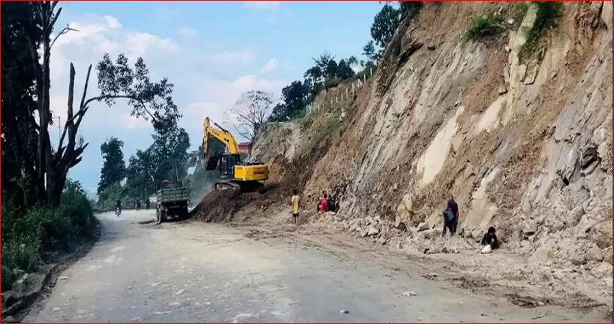 धुलिखेल–खावा सडक पुनःविस्तार गर्न सम्झौता