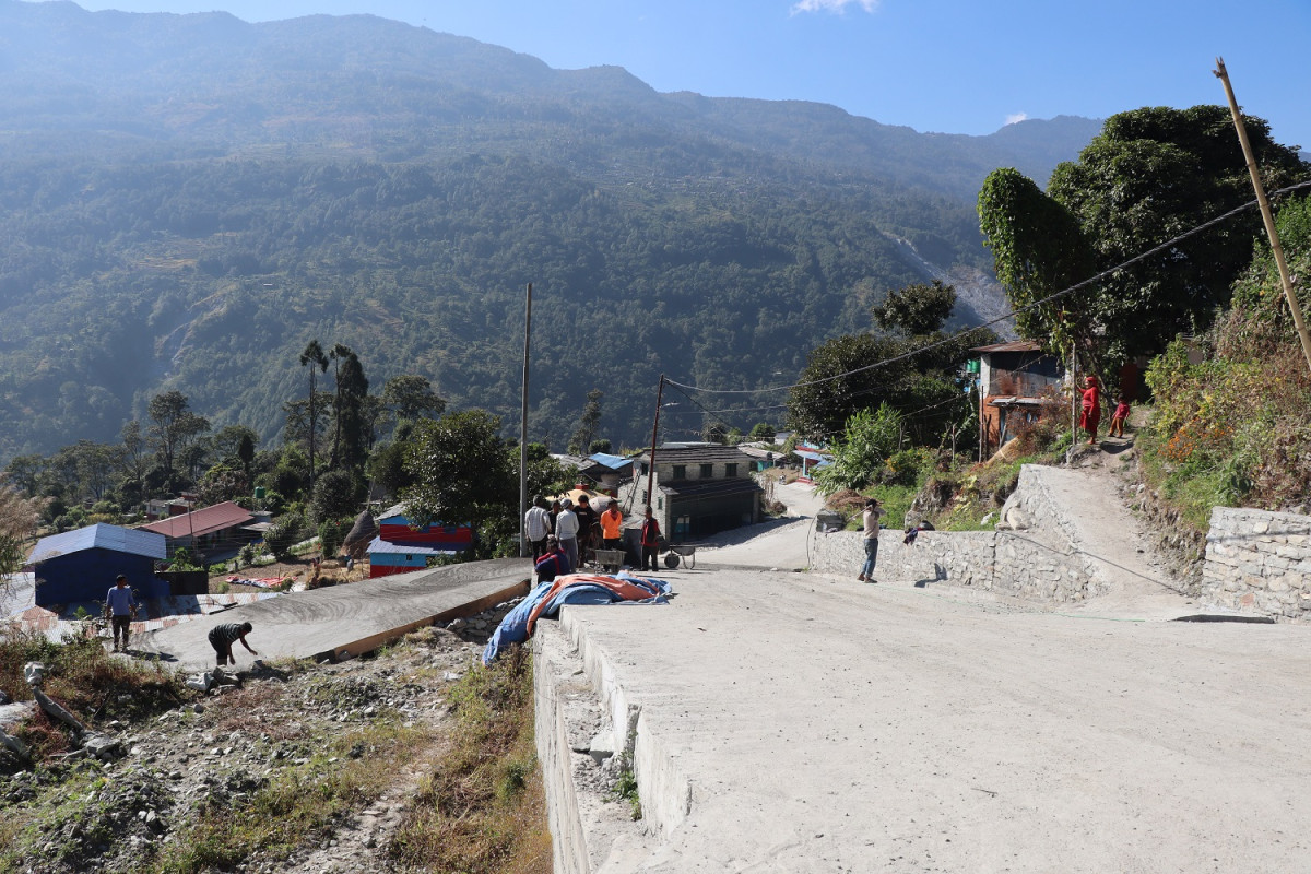 रघुगङ्गाको मौवाफाँटमा पक्की सडक निर्माण